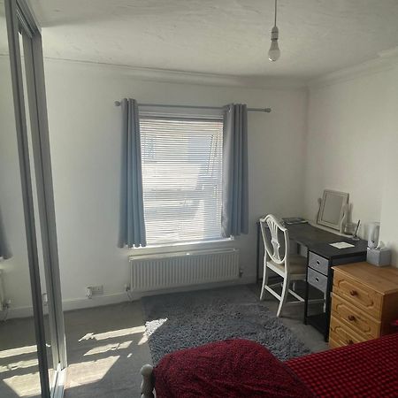 South Coast Guest Rooms With Free Parking Poole Zewnętrze zdjęcie