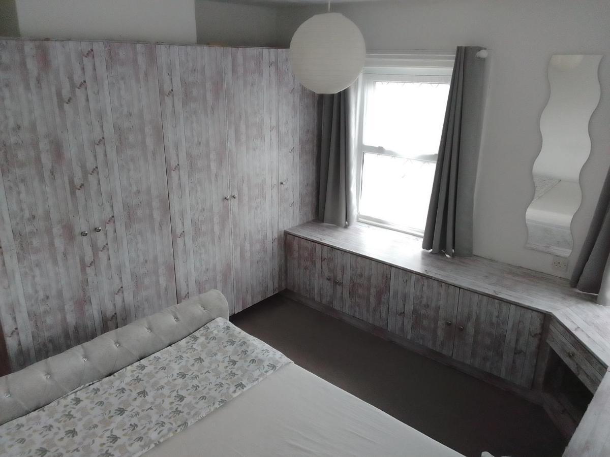 South Coast Guest Rooms With Free Parking Poole Zewnętrze zdjęcie