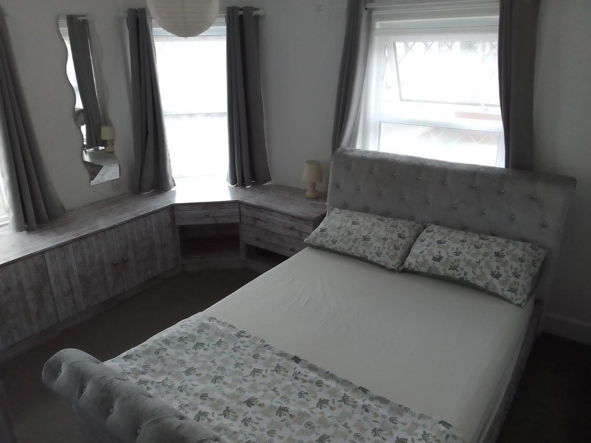 South Coast Guest Rooms With Free Parking Poole Zewnętrze zdjęcie